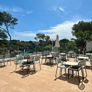 https://cala-ferrera.balearic-islands.net