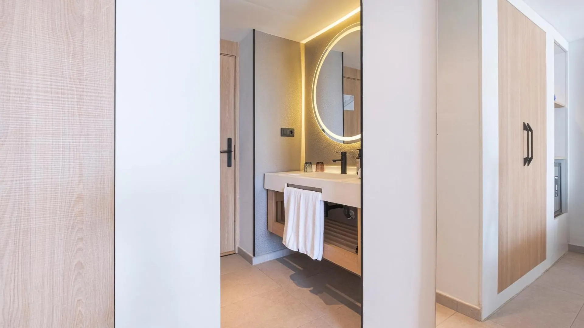 ****  Hotel Mynd Adeje Costa Adeje  Spagna